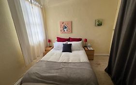 The Albion Motel Castlemaine